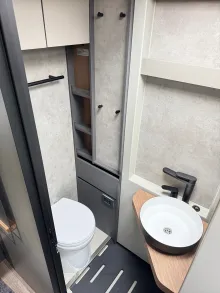 Fahrzeugbild Niesmann + Bischoff iSmove 6.9 E Winter-P. / Dachkl. / Zerhacktoil. #15