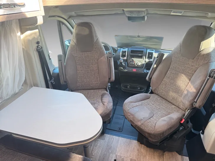 Fahrzeugbild Pössl 2Win S Plus Citroen 165 PS Abverkaufspreis #11