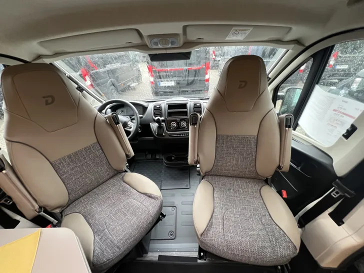 Fahrzeugbild Dethleffs Globetrail 600 DS Fiat *REISELUST-PRÄMIE* #8