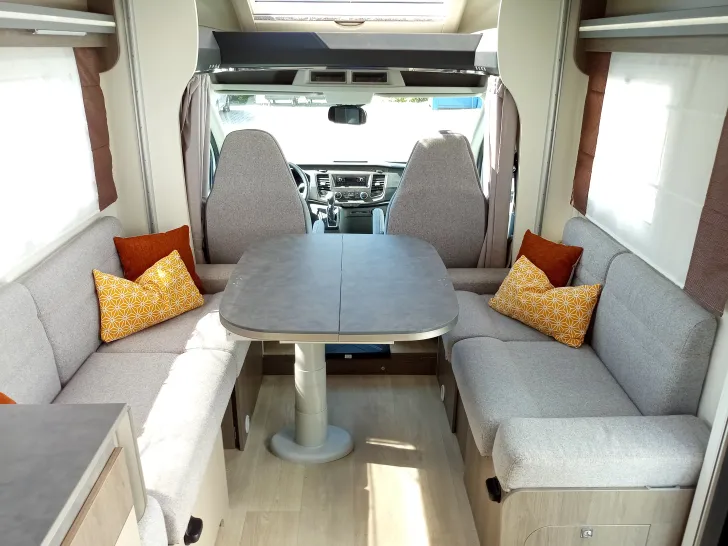Fahrzeugbild Challenger Teilintegriert 380 Graphite #34