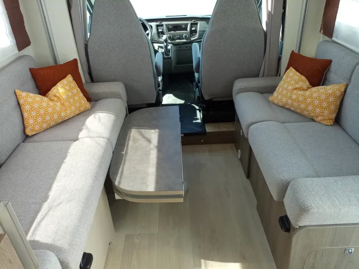 Fahrzeugbild Challenger Teilintegriert 380 Graphite #37