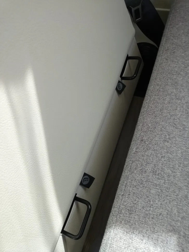 Fahrzeugbild Challenger Teilintegriert 380 Graphite #45