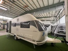 Fahrzeugbild Hobby De Luxe 540 KMFe #1