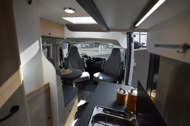 Fahrzeugbild Sunlight Camper Van CLIFF 640 Adventure Edition Faltverdunklung*Rahmenfenster #10