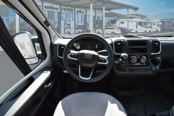 Fahrzeugbild Sunlight Camper Van CLIFF 640 Adventure Edition Faltverdunklung*Rahmenfenster #11