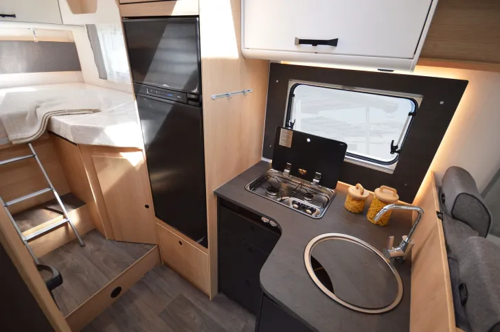 Fahrzeugbild Sunlight T 67 Hubbett & Fußbodenheizung #7