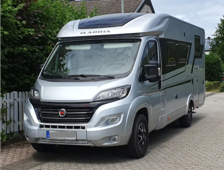 Fahrzeugbild Adria Compact Supreme DL #1