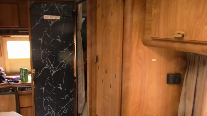 Fahrzeugbild Hymercamp 494 #10