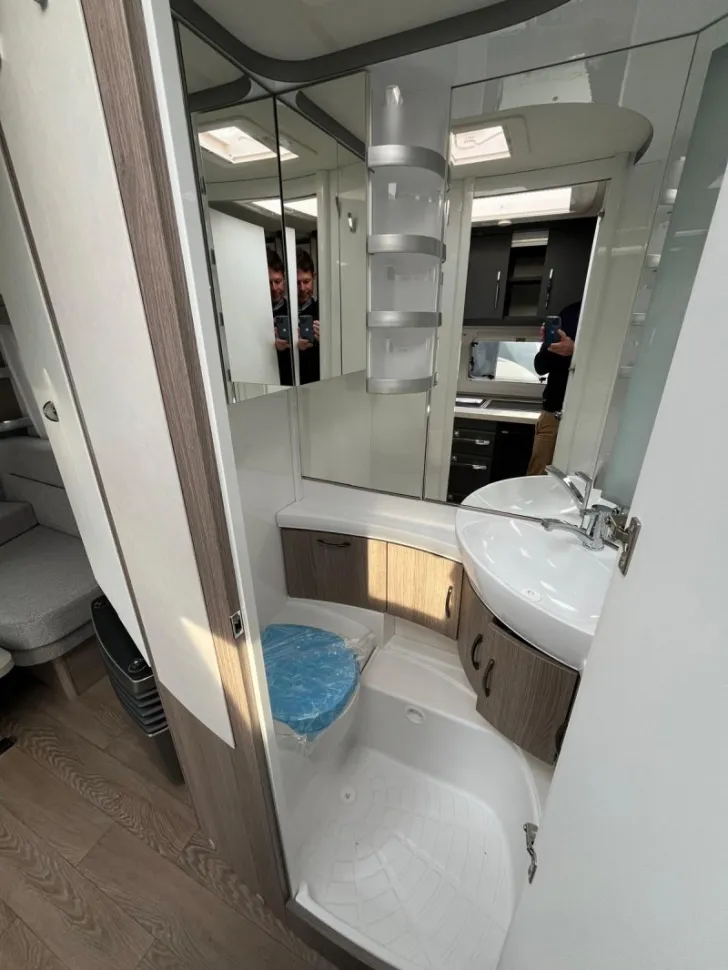 Fahrzeugbild Hobby 460 DL ONTOUR ERSPARNIS ZUR UVP: 4690-€!! #8