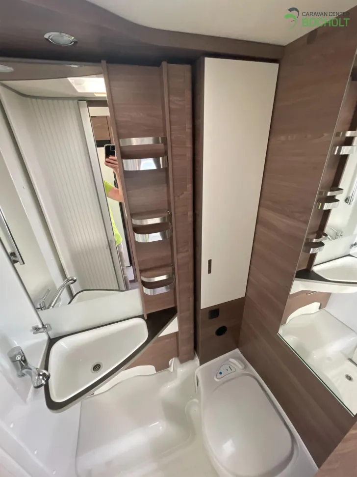 Fahrzeugbild Knaus L!VE TI 650 MEG E-Heizung / Kurbelstützen Heck #14