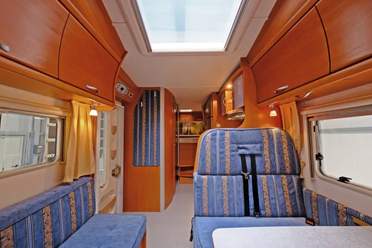 Fahrzeugbild LMC Liberty A 700 G/ Festbett/Garage/6 Schlafplätze #8
