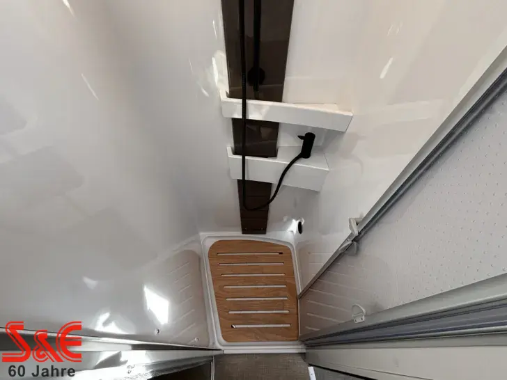 Fahrzeugbild Bürstner B66 TD 732 G #10