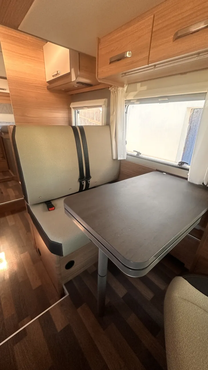 Fahrzeugbild Weinsberg CaraSuite 700 ME 18.000€  gespart! Mietfahrzeug #10