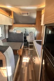 Fahrzeugbild Weinsberg CaraHome 650 DG Mietfahrzeug-Verfügbar 11.2026 #8