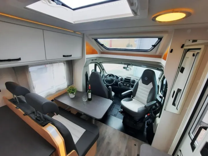 Fahrzeugbild Sunlight T 58 Adventure Edition Verfüg./Sparen Sie 8.298,- € #9