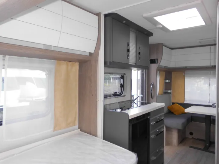 Fahrzeugbild Hobby OnTour 460 DL 2026 BUGFENSTER 1500 ROLLROST #14
