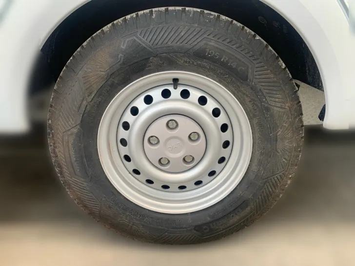 Fahrzeugbild LMC STYLE 460 E #12