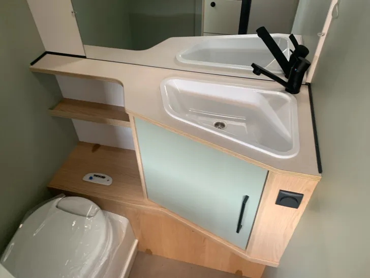 Fahrzeugbild LMC STYLE 460 E #13