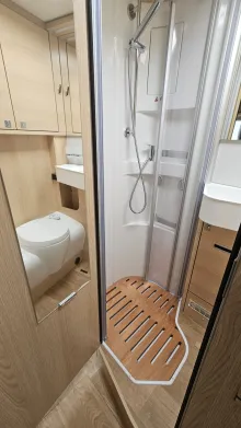 Fahrzeugbild Hymer B-Klasse MC T 550 WhiteLine Sehr gepflegt wenig Kilometer #14