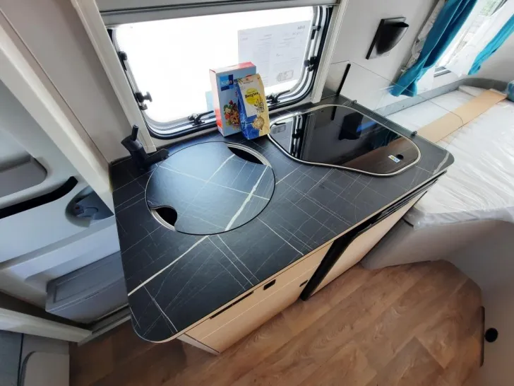 Fahrzeugbild Hymer Eriba Touring 542 Verfüg./Sparen Sie 10.440,- € #12
