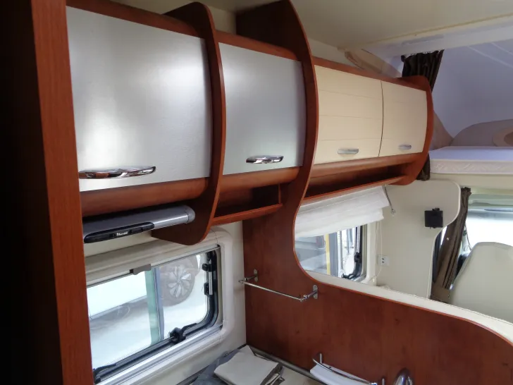 Fahrzeugbild P.L.A. Serie - M 744 #17