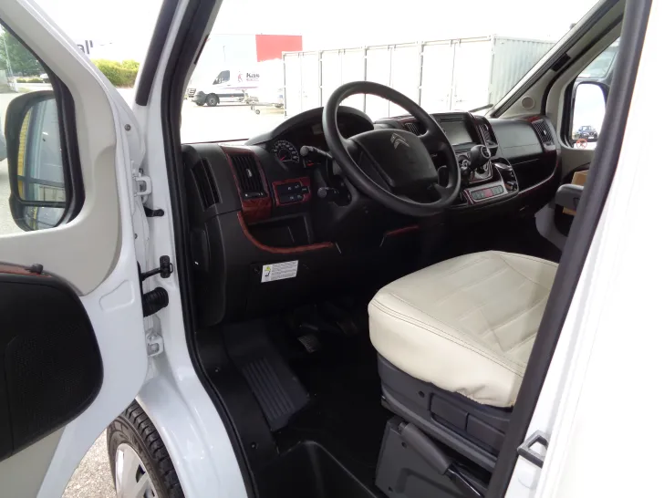 Fahrzeugbild P.L.A. Serie - M 744 #18