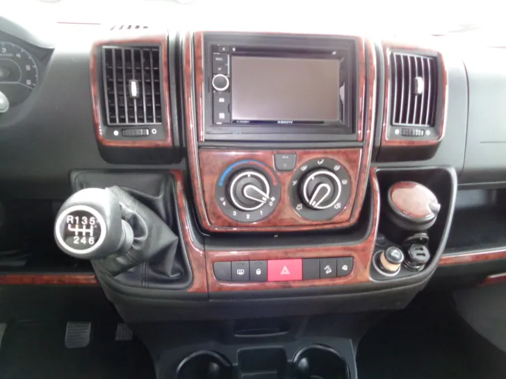 Fahrzeugbild P.L.A. Serie - M 744 #19