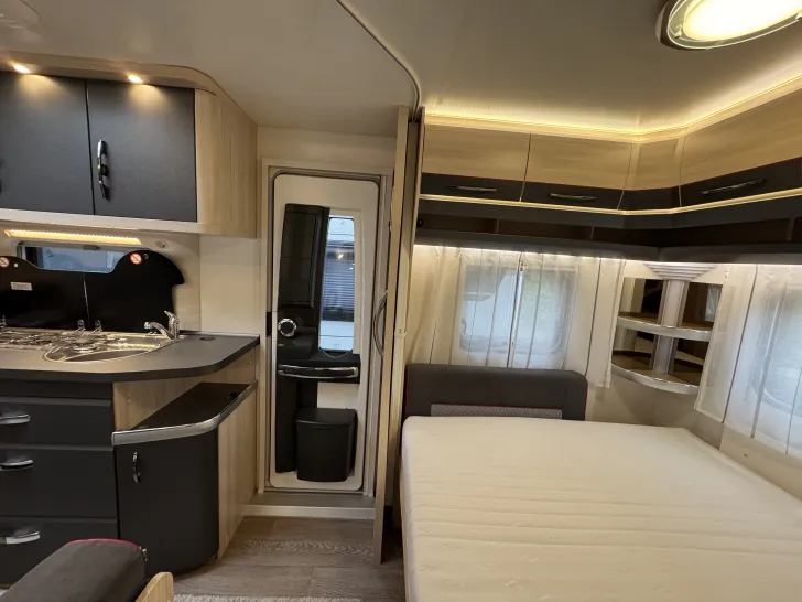 Fahrzeugbild Hobby DE LUXE EDITION 650 KMFe #7