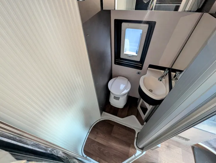 Fahrzeugbild Pössl Summit SHINE 600 R #12