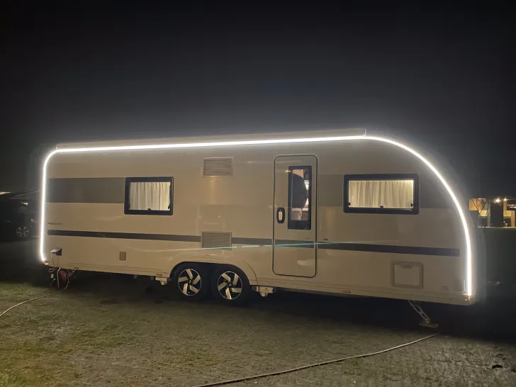Fahrzeugbild Adria Alpina 663 UK #1