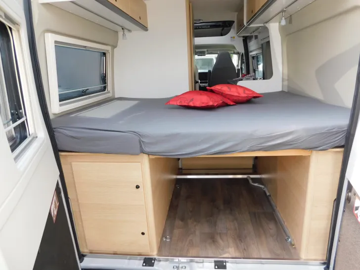 Fahrzeugbild Sunlight Adventure Cliff 600 Digital-Pkt, Combi 4D #7