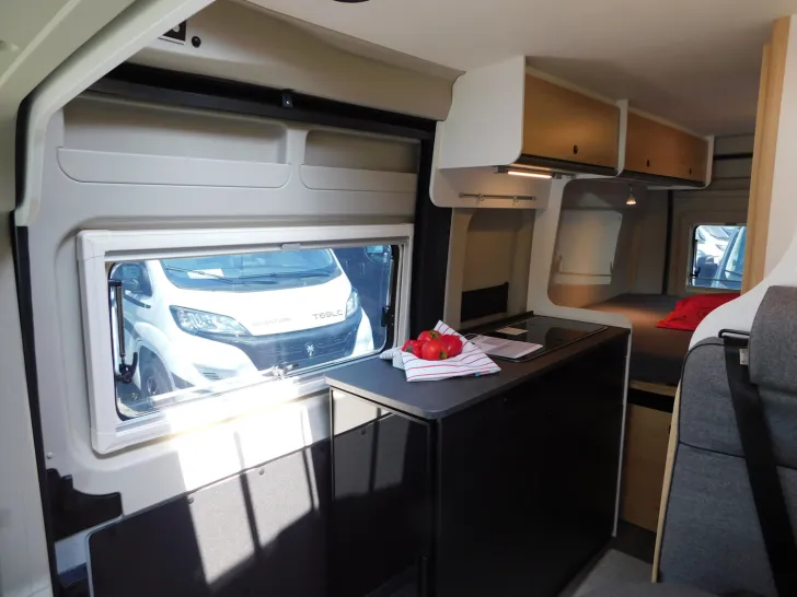 Fahrzeugbild Sunlight Adventure Cliff 600 Digital-Pkt, Combi 4D #11