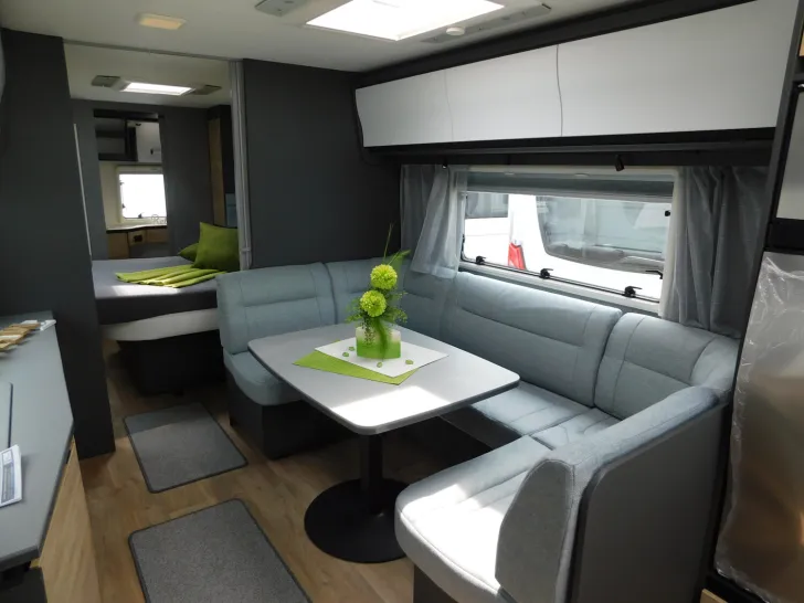 Fahrzeugbild Dethleffs Beduin Scandinavia 690 BQT First-Edition,TV-Lift #7