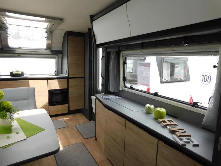 Fahrzeugbild Dethleffs Beduin Scandinavia 690 BQT First-Edition,TV-Lift #9