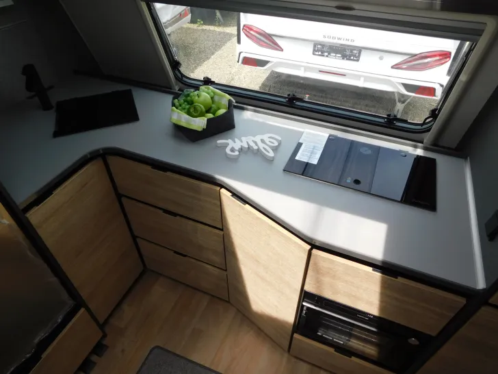 Fahrzeugbild Dethleffs Beduin Scandinavia 690 BQT First-Edition,TV-Lift #16