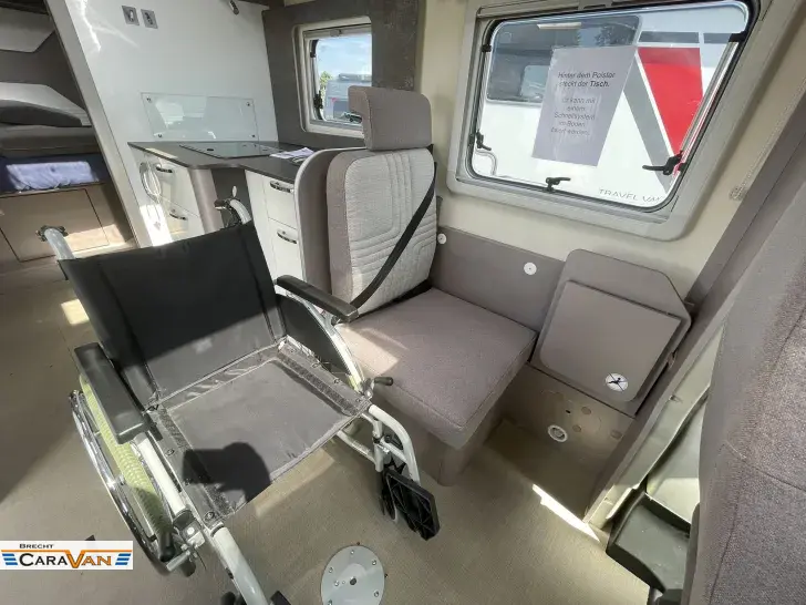 Fahrzeugbild Bürstner Lyseo TD 736 Rolli barrierefrei #7