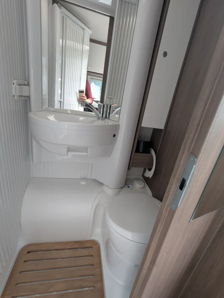 Fahrzeugbild Carado VAN V337 Pro #7