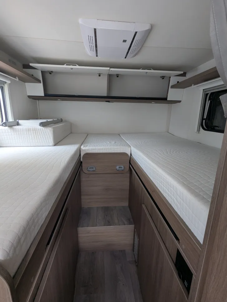 Fahrzeugbild Carado VAN V337 Pro #9