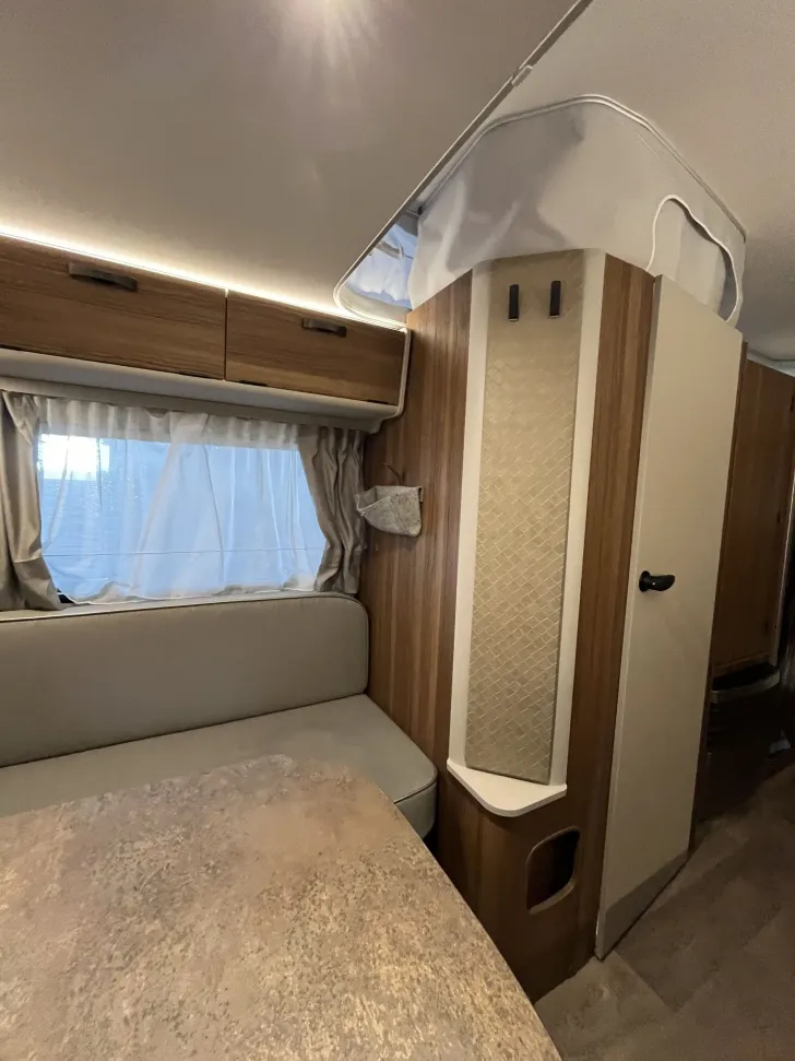 Fahrzeugbild Hymer Eriba Touring 560 Fahrradträger, Markise, Autark #17