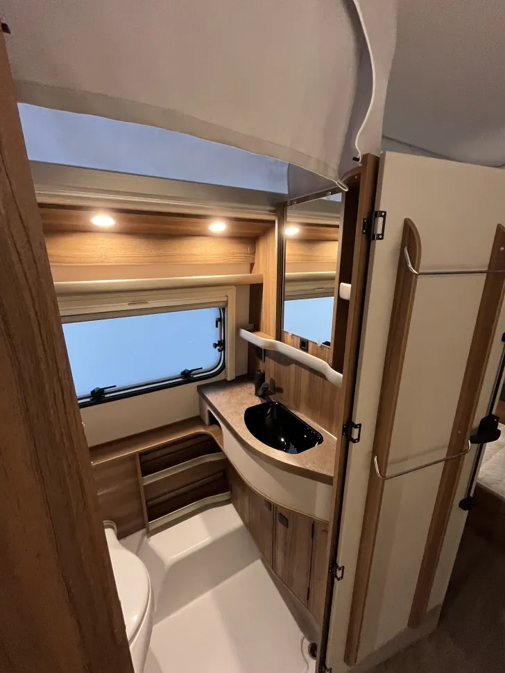 Fahrzeugbild Hymer Eriba Touring 560 Fahrradträger, Markise, Autark #20