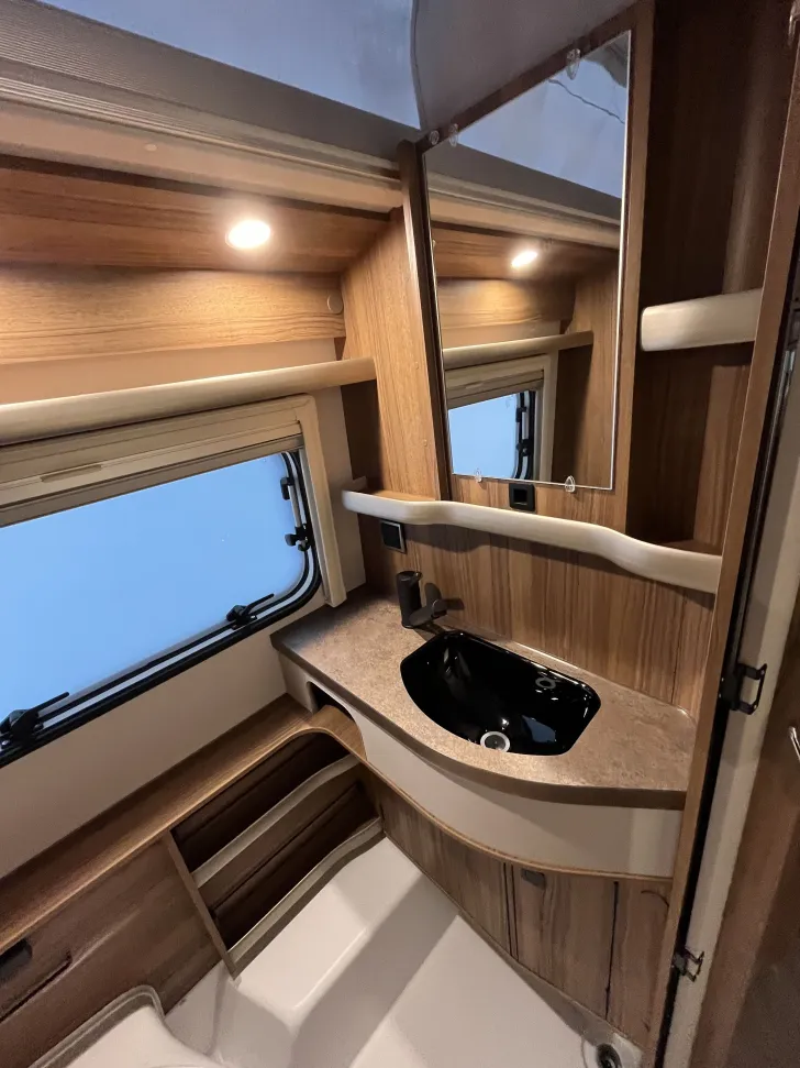 Fahrzeugbild Hymer Eriba Touring 560 Fahrradträger, Markise, Autark #23