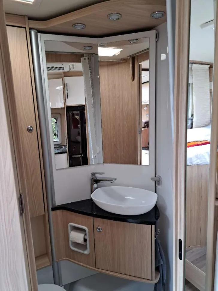 Fahrzeugbild Bürstner Nexxo T 690 G #7