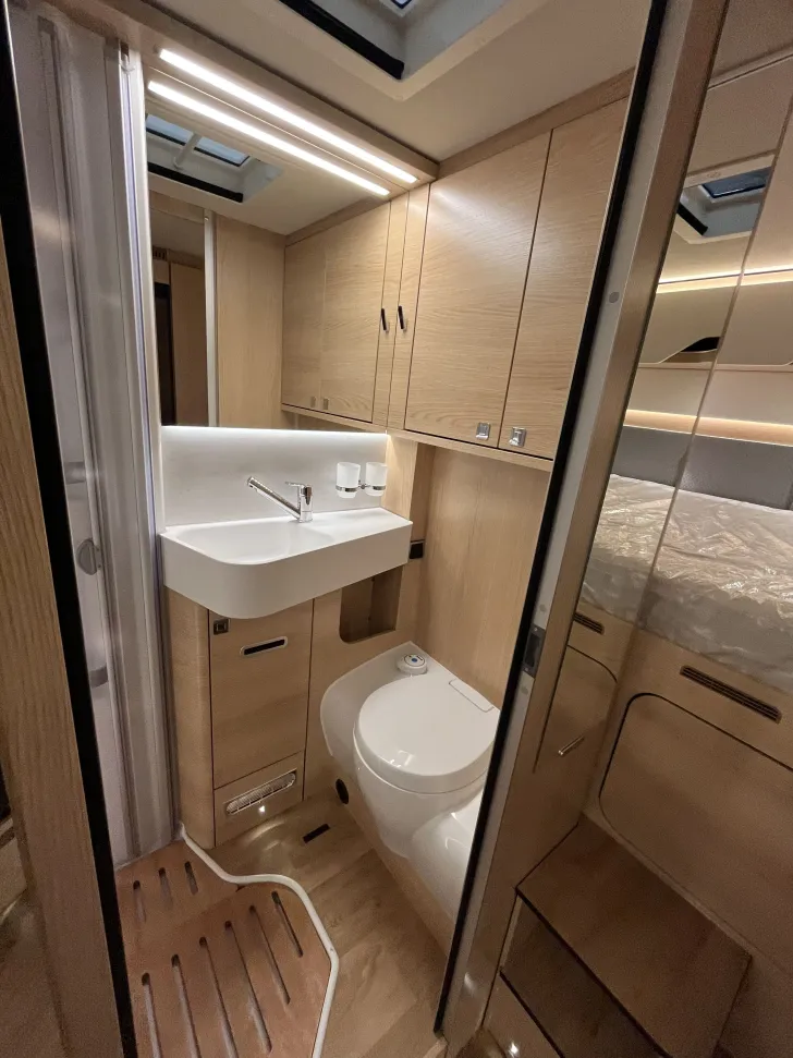 Fahrzeugbild Hymer B-Klasse MC I 550 WhiteLine WhiteLine, Solar, GFK-Dach #16