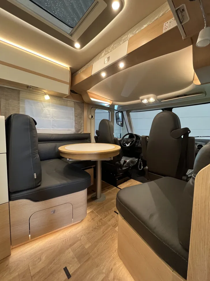 Fahrzeugbild Hymer B-Klasse ML I 880 Artkispak, Hydraul. Hubstützen #7