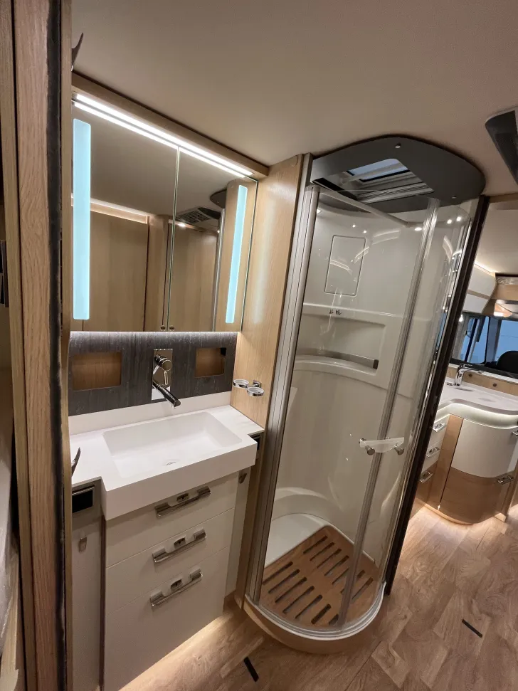Fahrzeugbild Hymer B-Klasse ML I 880 Artkispak, Hydraul. Hubstützen #18