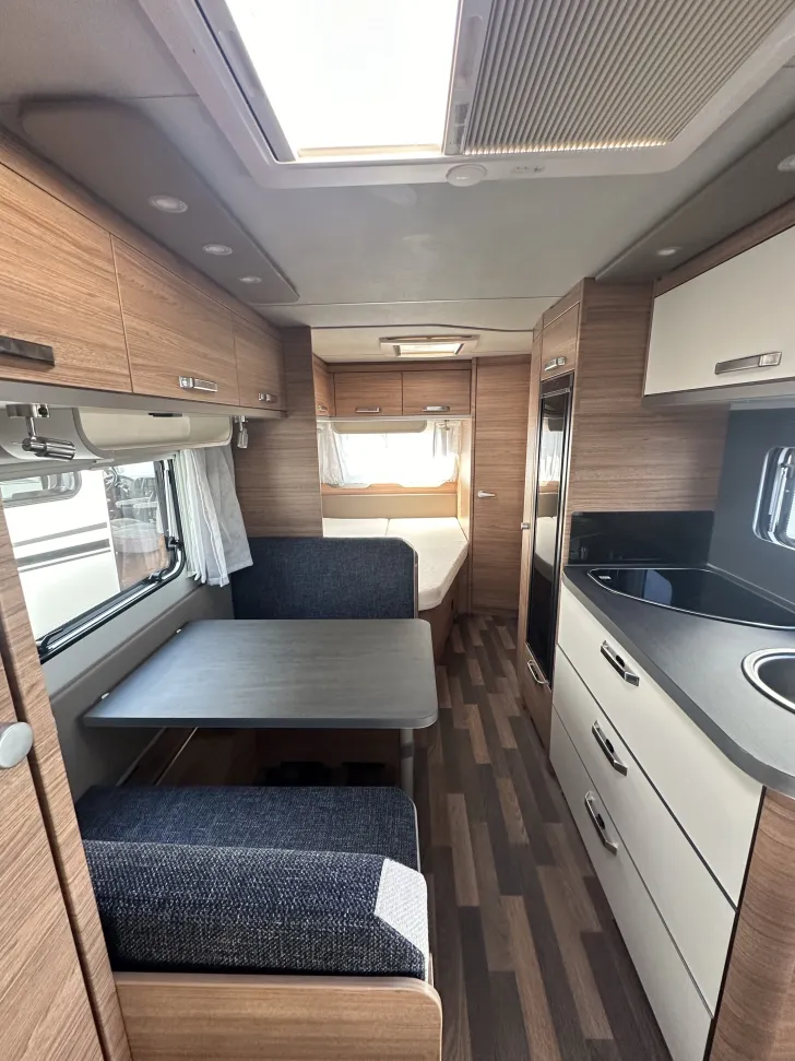 Fahrzeugbild Weinsberg CaraOne 500 FDK Miet  2025 -Verfügbar 11..2025 #5