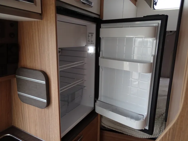 Fahrzeugbild Weinsberg CaraBus 600 MQH EDITION [FIRE] Automatik | Navi-Paket #11