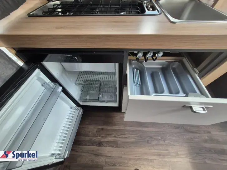 Fahrzeugbild Knaus Sport 500 EU *2 Pakete*Duschausbau*1.800kg* #26