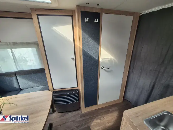 Fahrzeugbild Knaus Sport 500 EU *2 Pakete*Duschausbau*1.800kg* #29