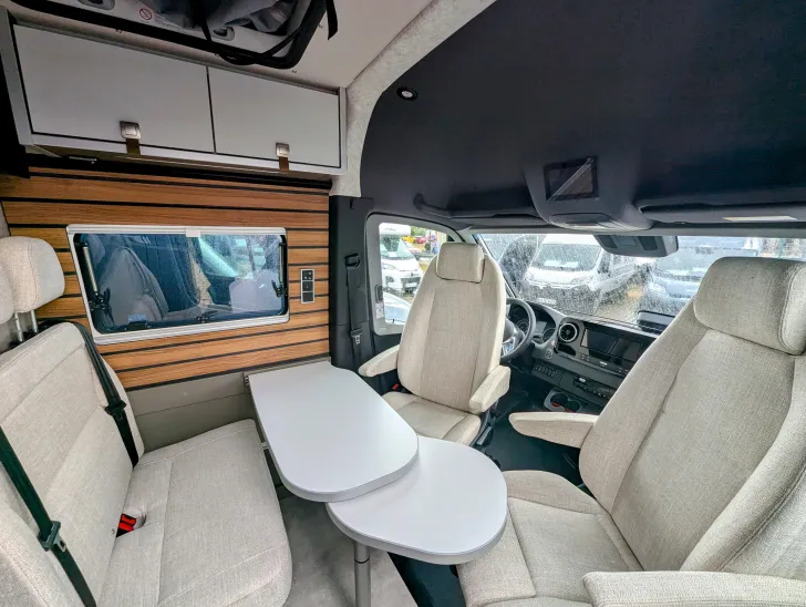 Fahrzeugbild Hymer Camper Van Grand Canyon S CrossOver SCHLAFDACH,190 PS ALLRAD u.v.m #4